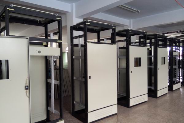 台前控制柜-控制柜布线要求